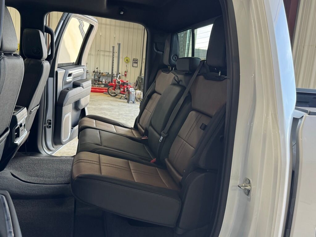 2024 Chevrolet Silverado 2500HD High Country   - Photo 37 - Martin, TN 38237