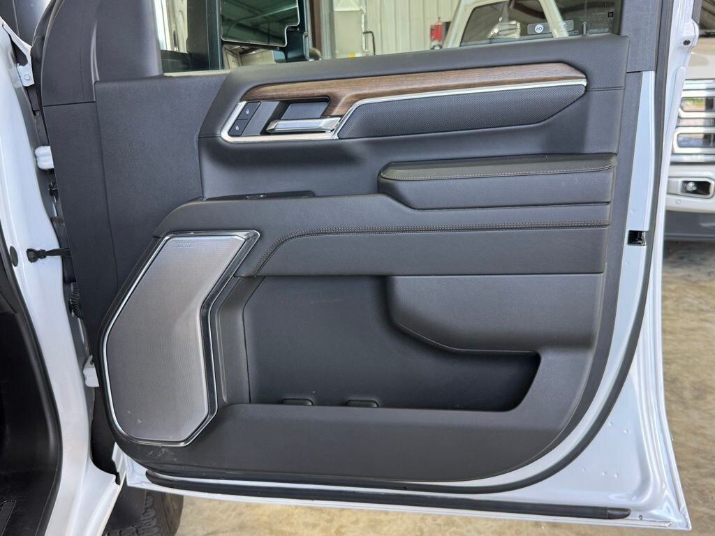 2024 Chevrolet Silverado 2500HD High Country   - Photo 44 - Martin, TN 38237