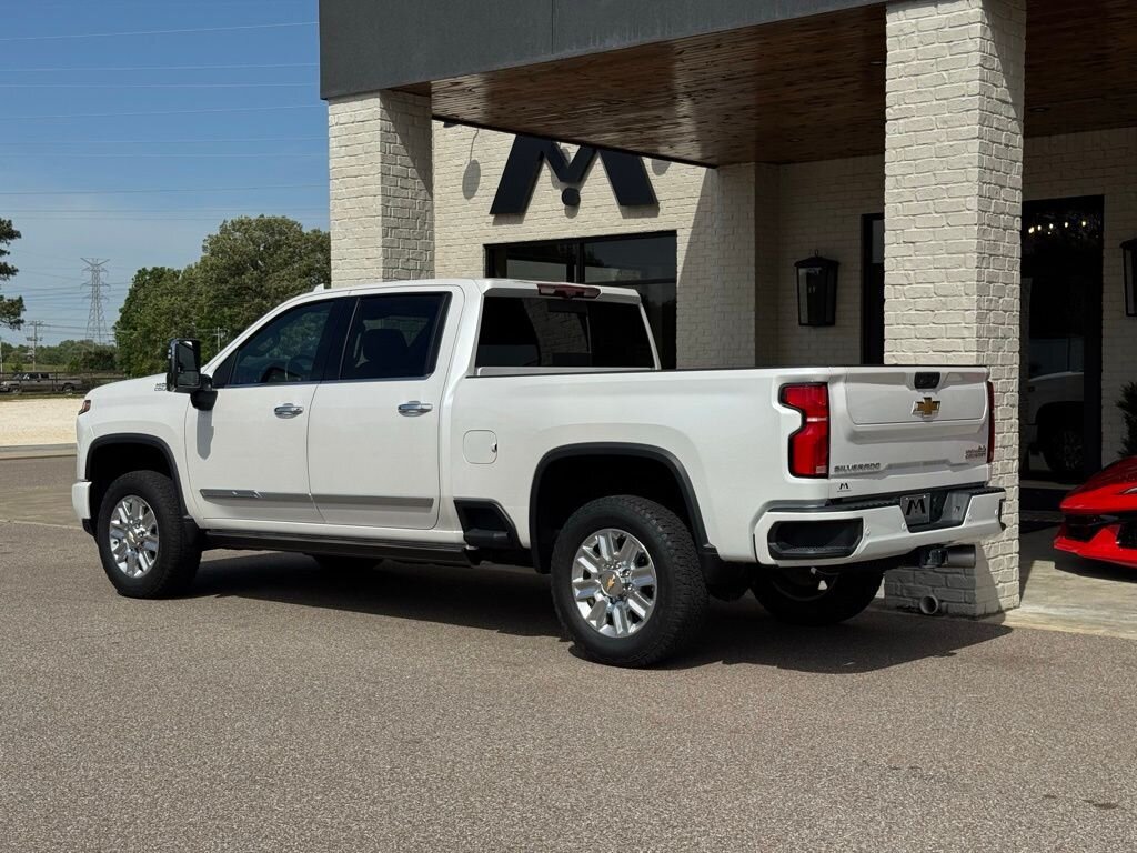 2024 Chevrolet Silverado 2500HD High Country   - Photo 10 - Martin, TN 38237