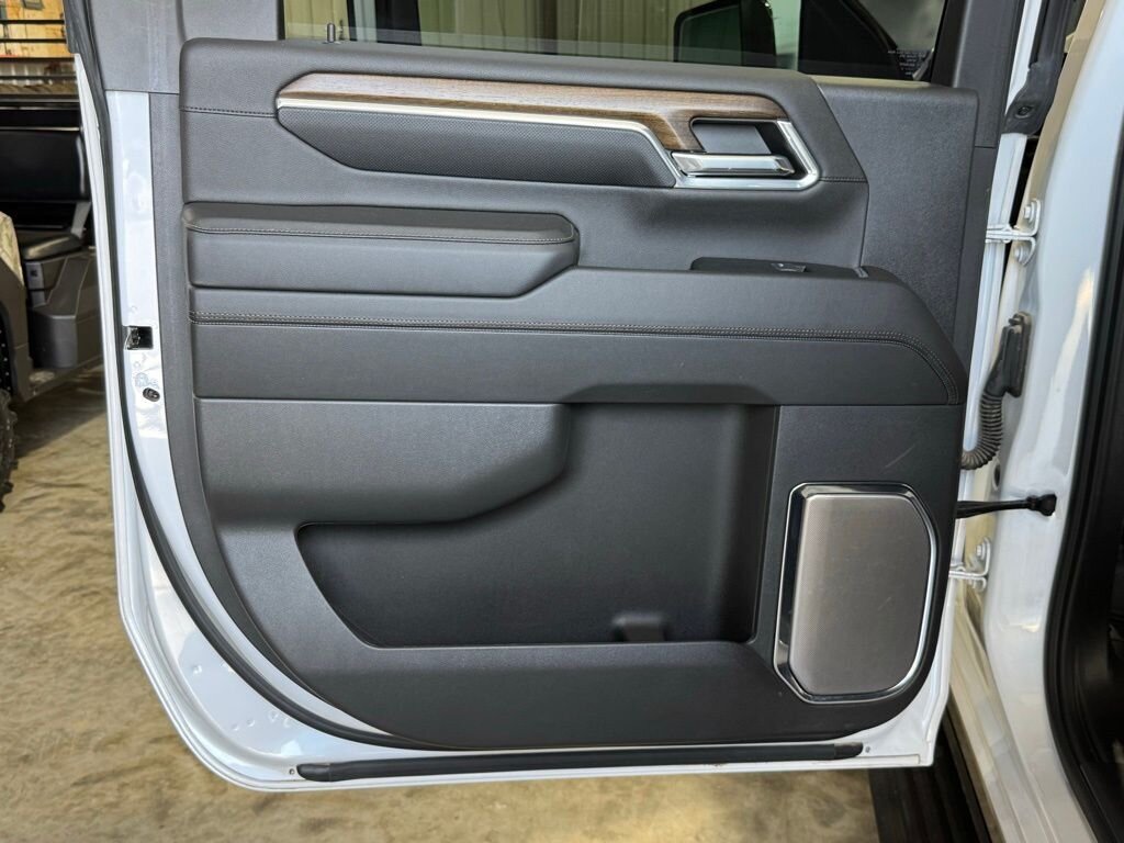 2024 Chevrolet Silverado 2500HD High Country   - Photo 38 - Martin, TN 38237