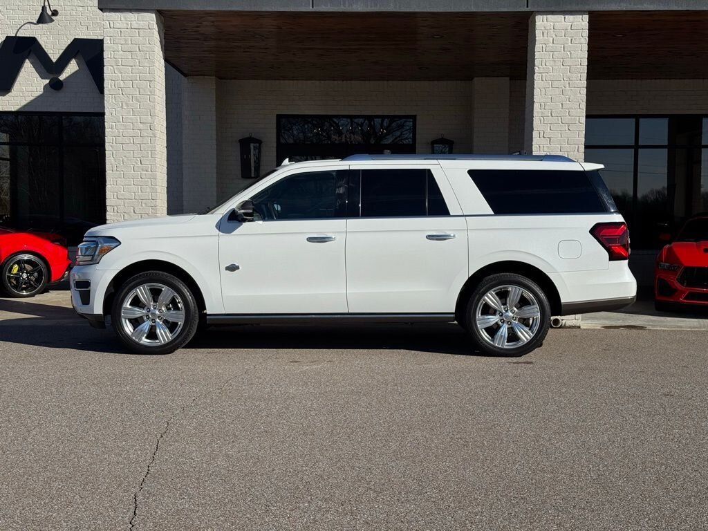2023 Ford Expedition MAX King Ranch - Photo 7 - Martin, TN 38237