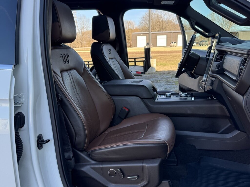 2023 Ford Expedition MAX King Ranch   - Photo 49 - Martin, TN 38237