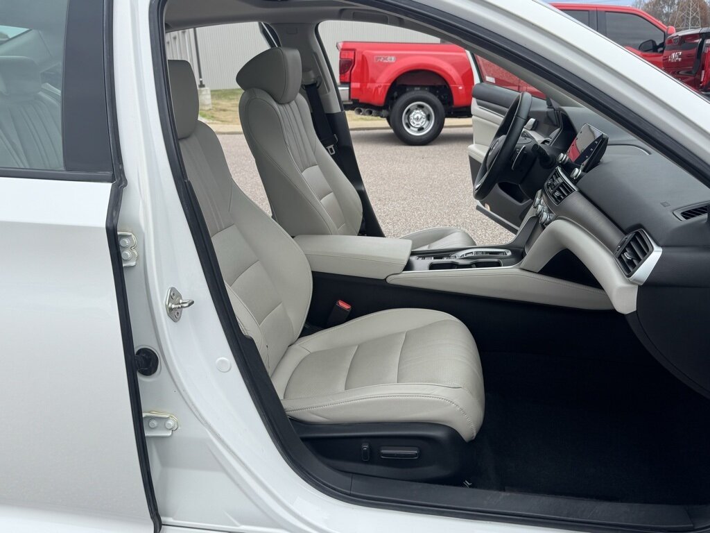 2019 Honda Accord EX-L - Photo 44 - Martin, TN 38237
