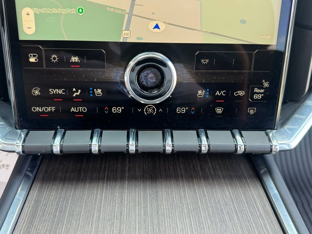 2024 GMC Acadia Denali - Photo 25 - Martin, TN 38237
