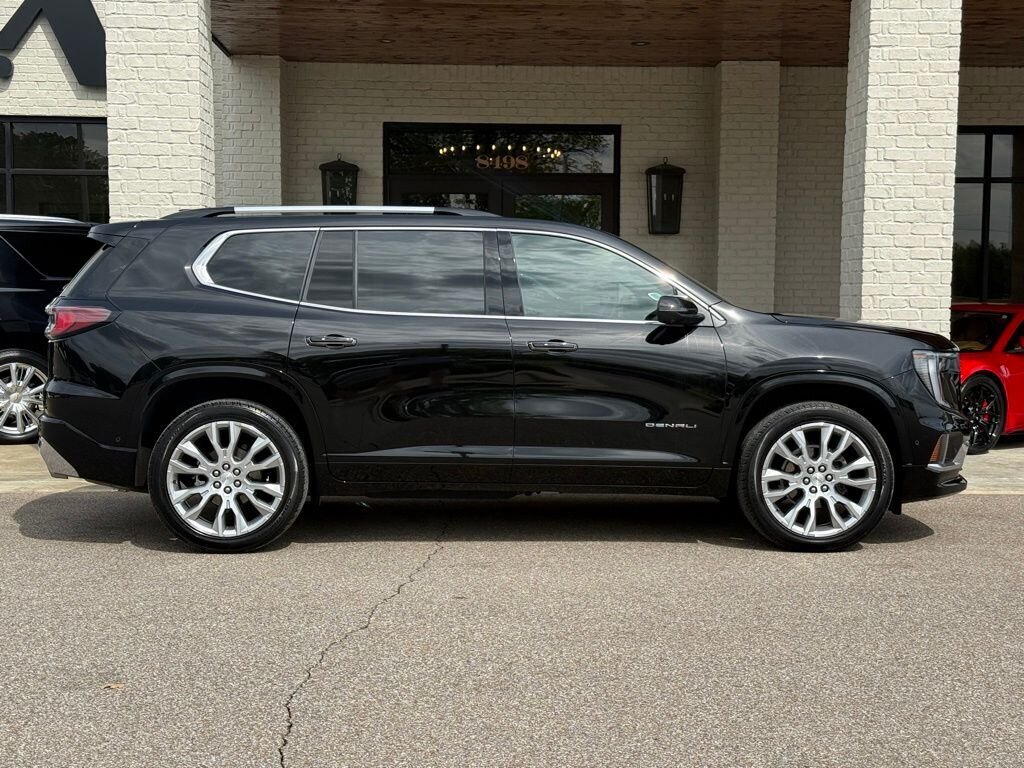 2024 GMC Acadia Denali - Photo 5 - Martin, TN 38237