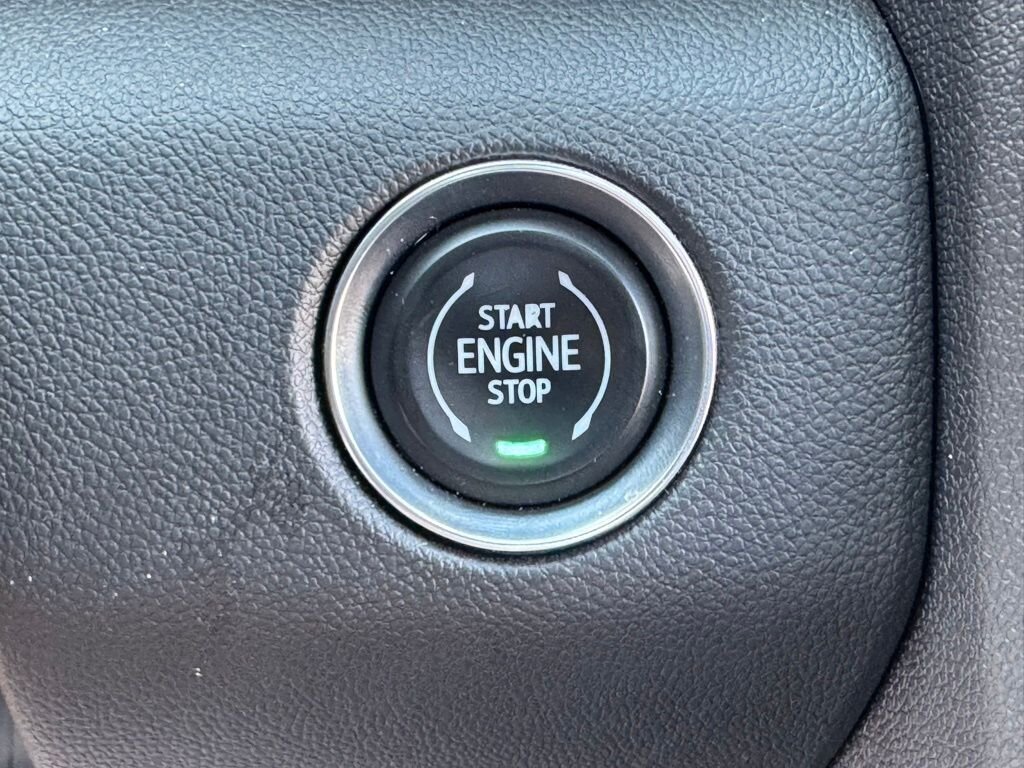 2024 GMC Acadia Denali - Photo 26 - Martin, TN 38237