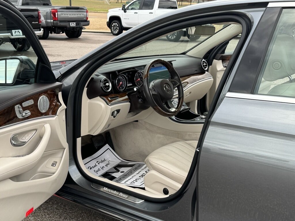 2018 Mercedes-Benz E 300   - Photo 21 - Martin, TN 38237