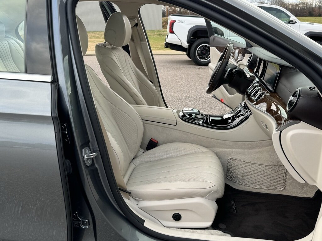 2018 Mercedes-Benz E 300   - Photo 44 - Martin, TN 38237