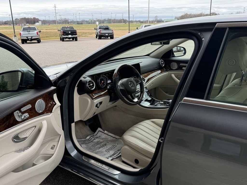 2018 Mercedes-Benz E 300   - Photo 47 - Martin, TN 38237