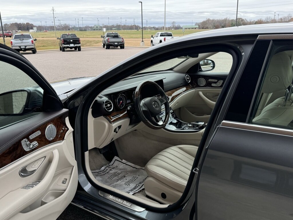 2018 Mercedes-Benz E 300   - Photo 52 - Martin, TN 38237