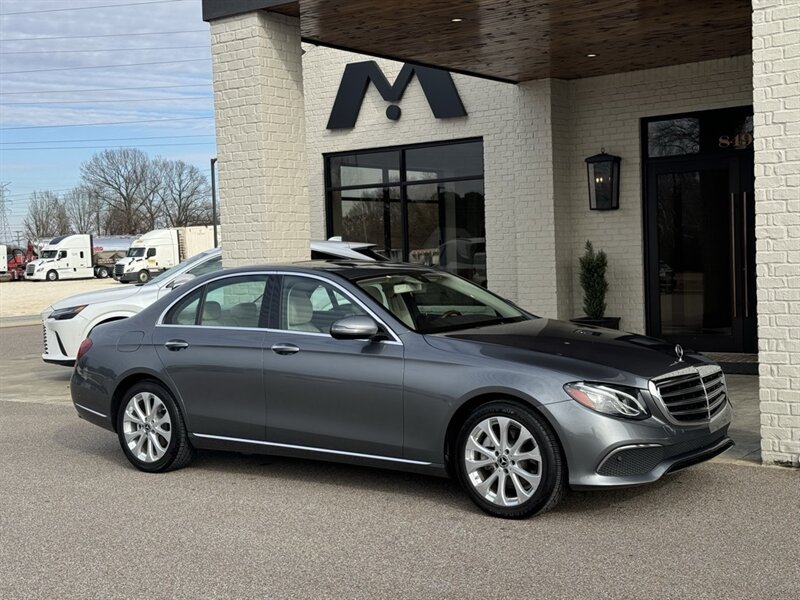 2018 Mercedes-Benz E 300   - Photo 1 - Martin, TN 38237