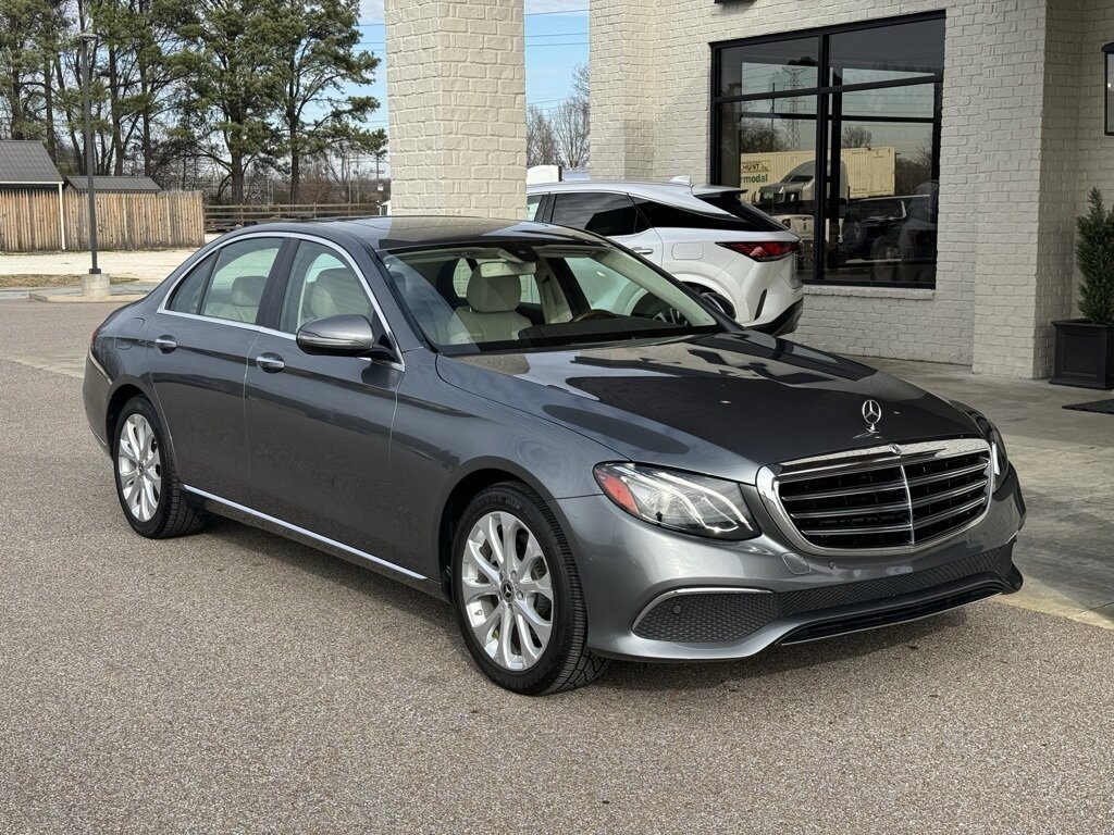 2018 Mercedes-Benz E 300   - Photo 18 - Martin, TN 38237