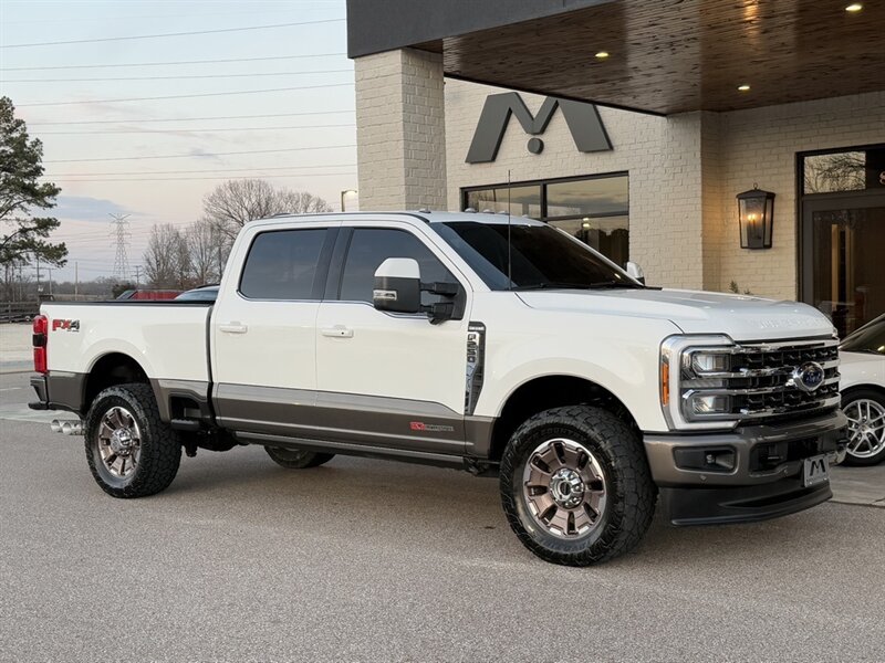 2023 Ford F-250 Super Duty King Ranch   - Photo 1 - Martin, TN 38237