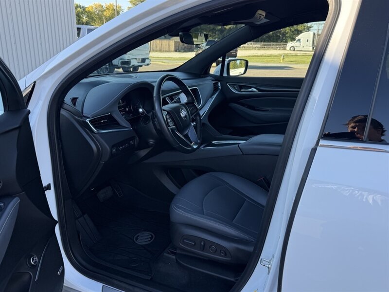 2024 Buick Enclave Premium Group  