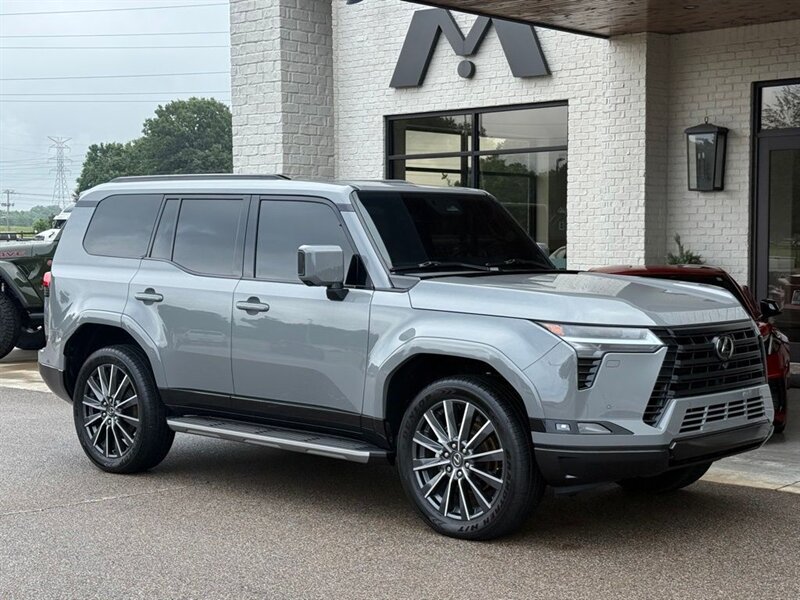 2025 Lexus GX 460 550 Luxury's photo