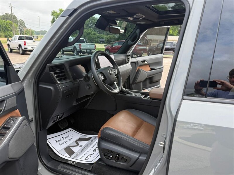 2025 Lexus GX 550 Luxury 4WD  