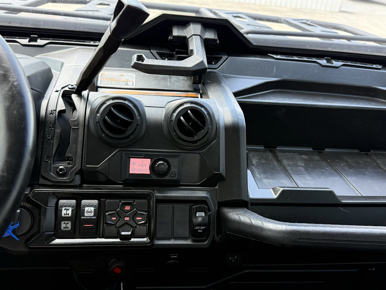 2023 Can-Am Defender Limited HD10 - Photo 12 - Martin, TN 38237