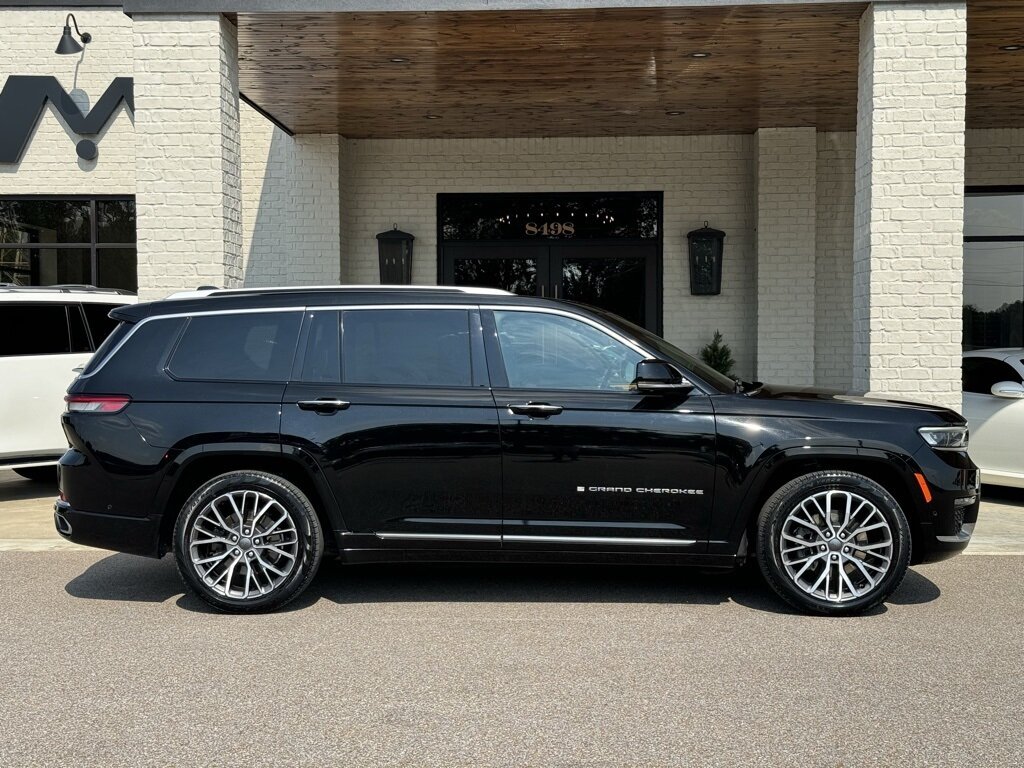 2021 Jeep Grand Cherokee L Summit   - Photo 14 - Martin, TN 38237