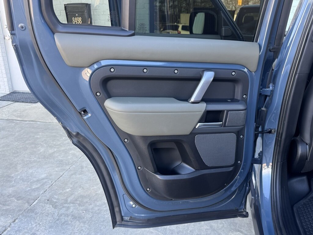 2021 Land Rover Defender X-Dynamic HSE   - Photo 78 - Martin, TN 38237