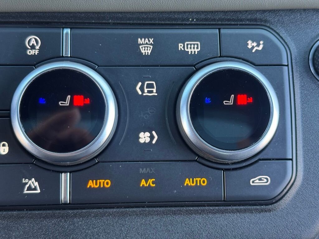 2021 Land Rover Defender X-Dynamic HSE   - Photo 29 - Martin, TN 38237