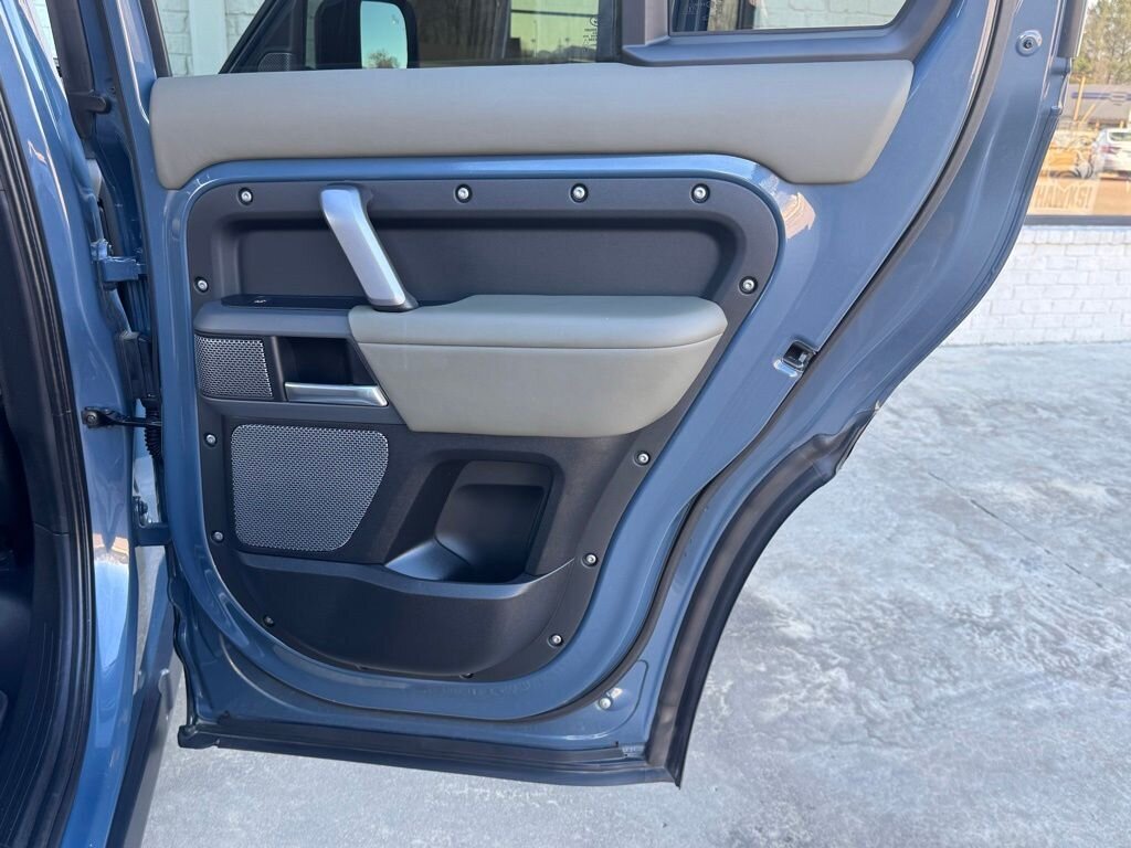 2021 Land Rover Defender X-Dynamic HSE   - Photo 43 - Martin, TN 38237