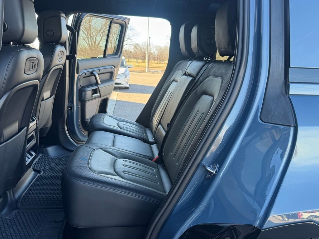 2021 Land Rover Defender X-Dynamic HSE   - Photo 37 - Martin, TN 38237