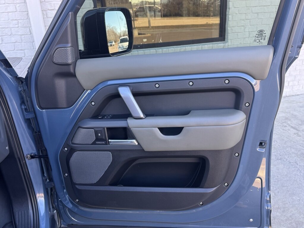 2021 Land Rover Defender X-Dynamic HSE   - Photo 87 - Martin, TN 38237