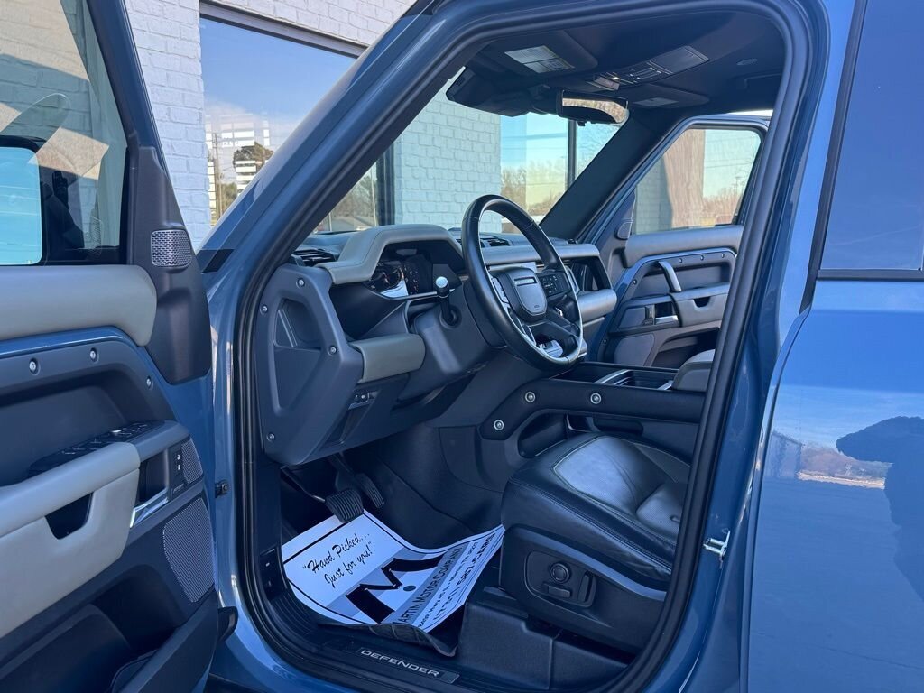 2021 Land Rover Defender X-Dynamic HSE   - Photo 22 - Martin, TN 38237