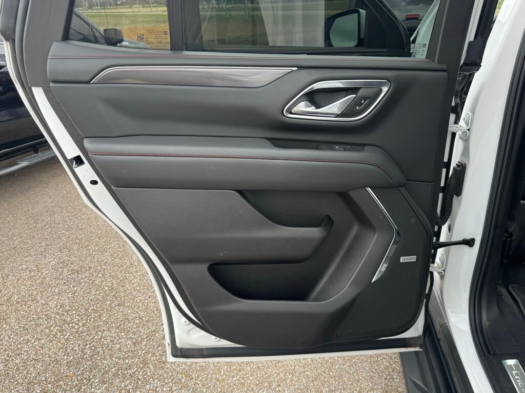 2023 Chevrolet Tahoe RST   - Photo 38 - Martin, TN 38237