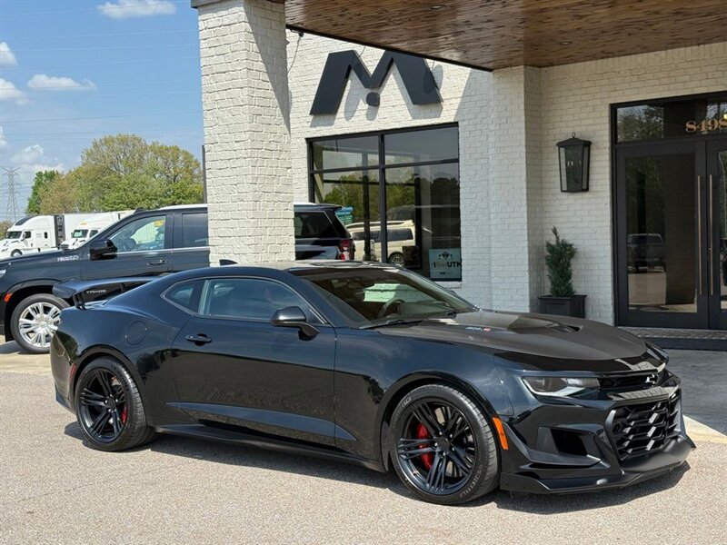 2018 Chevrolet Camaro ZL1's photo