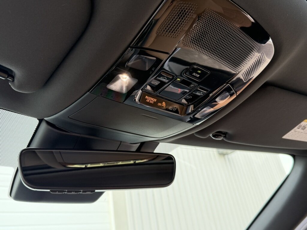 2025 Lexus RX 350 350 Premium   - Photo 25 - Martin, TN 38237