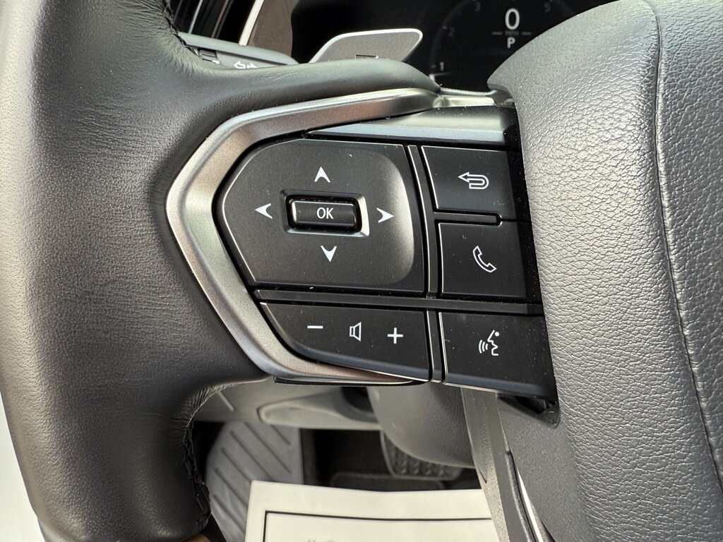 2025 Lexus RX 350 350 Premium   - Photo 18 - Martin, TN 38237
