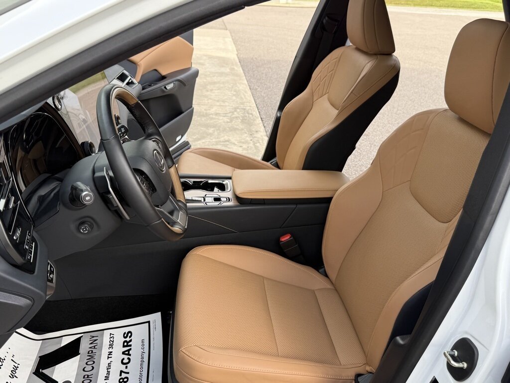 2025 Lexus RX 350 350 Premium   - Photo 27 - Martin, TN 38237