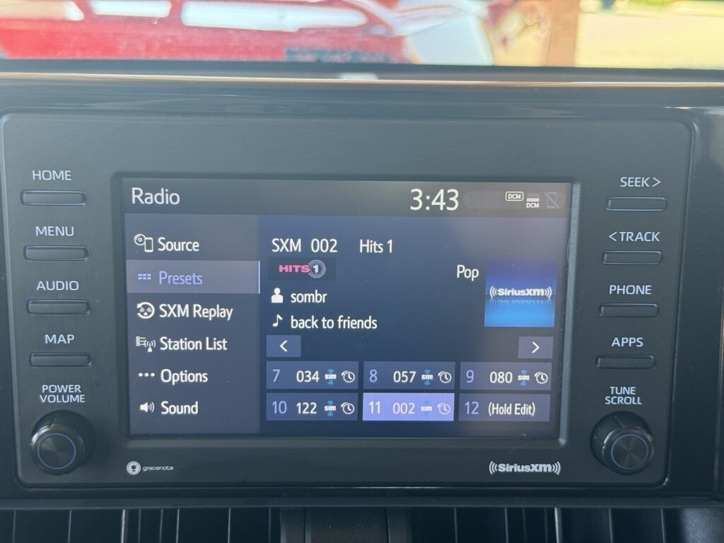 2021 Toyota RAV4 LE photo 24