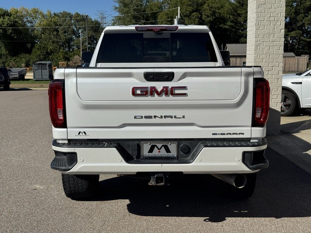 2022 GMC Sierra 2500HD Denali   - Photo 11 - Martin, TN 38237