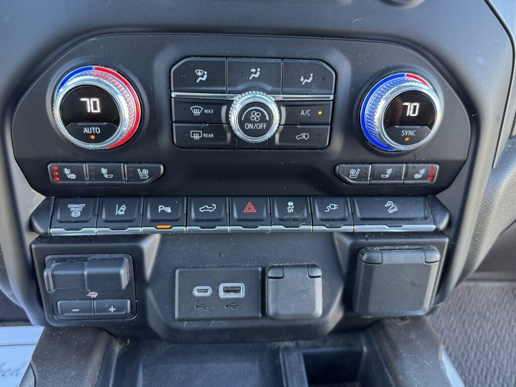 2022 GMC Sierra 2500HD Denali   - Photo 32 - Martin, TN 38237
