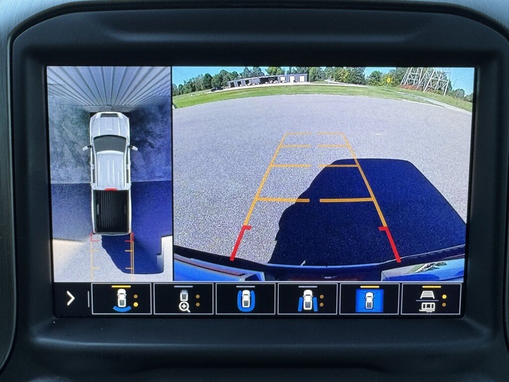 2022 GMC Sierra 2500HD Denali   - Photo 29 - Martin, TN 38237