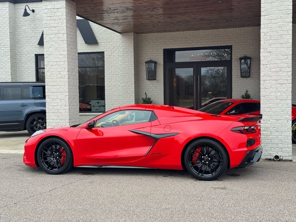 2023 Chevrolet Corvette Z06 3LZ - Photo 16 - Martin, TN 38237