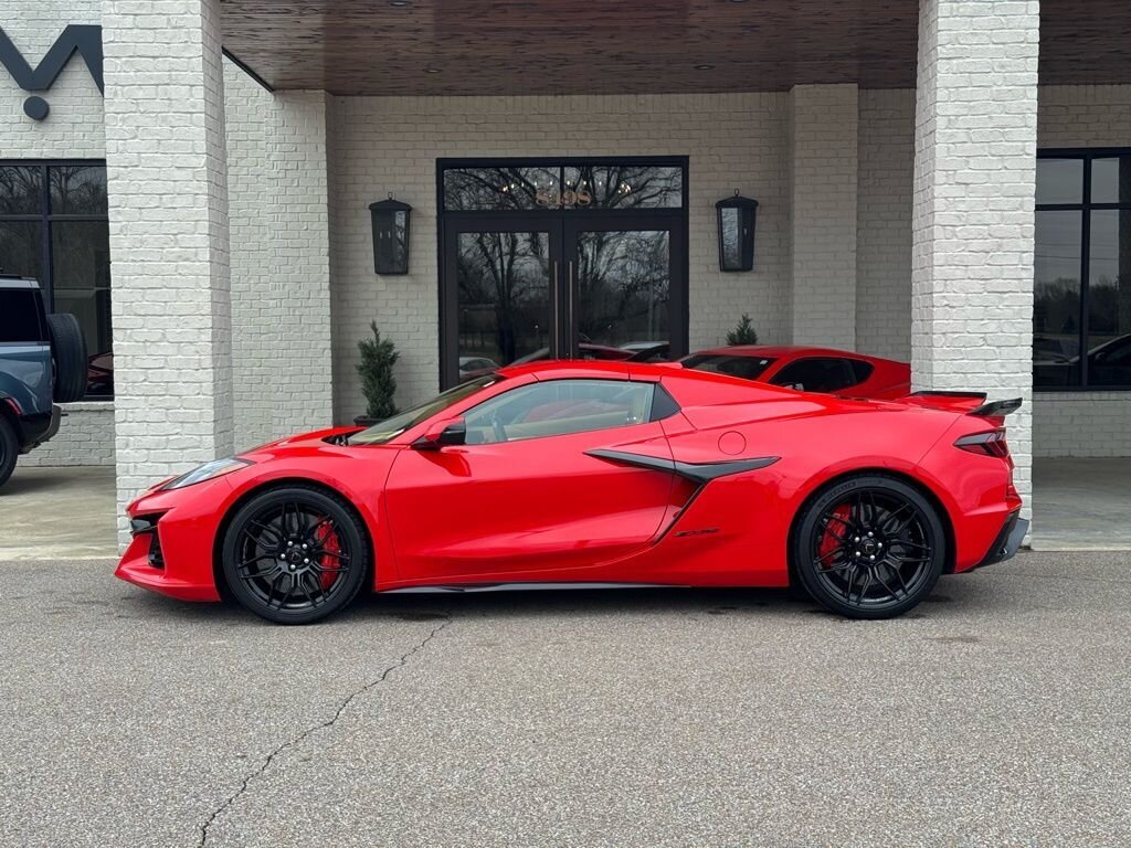 2023 Chevrolet Corvette Z06 3LZ - Photo 15 - Martin, TN 38237