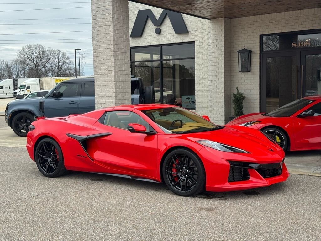 2023 Chevrolet Corvette Z06 3LZ - Photo 8 - Martin, TN 38237