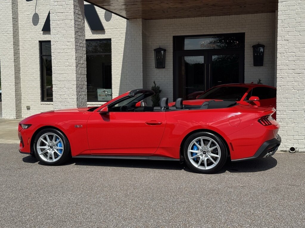 2024 Ford Mustang GT Premium - Photo 12 - Martin, TN 38237