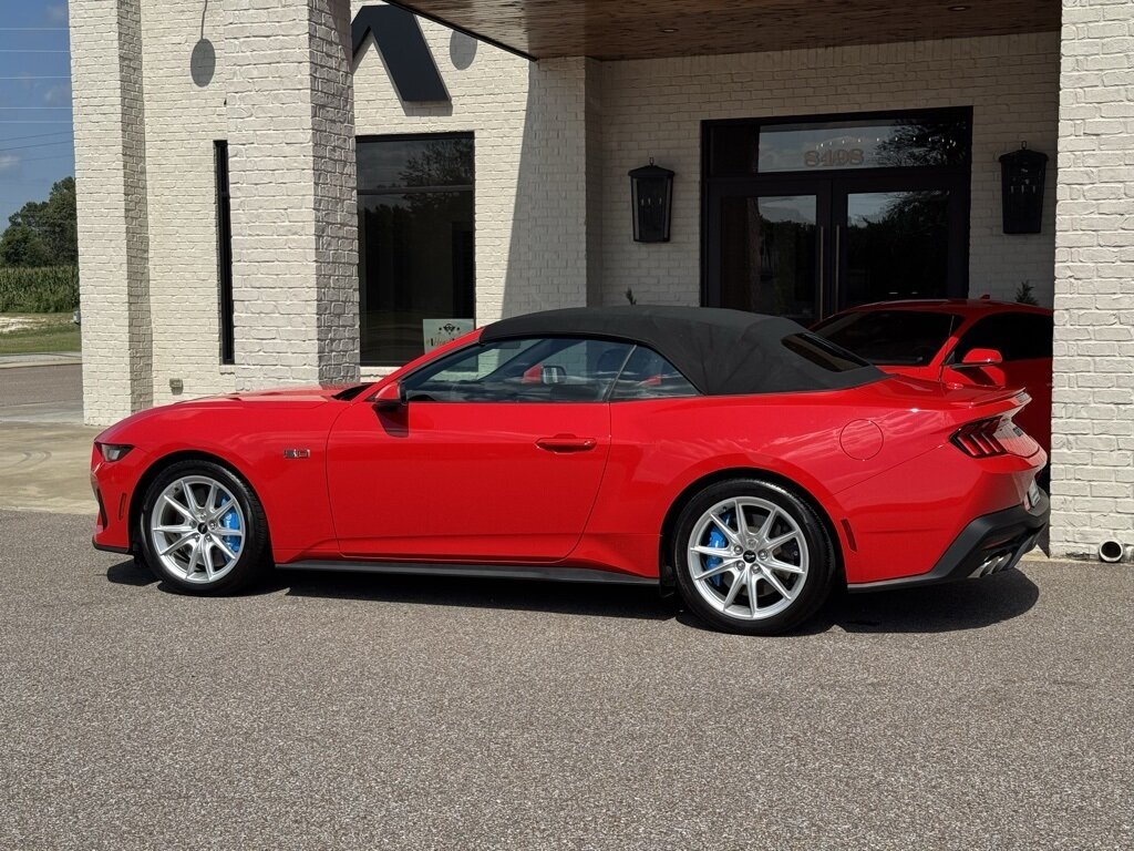 2024 Ford Mustang GT Premium - Photo 6 - Martin, TN 38237