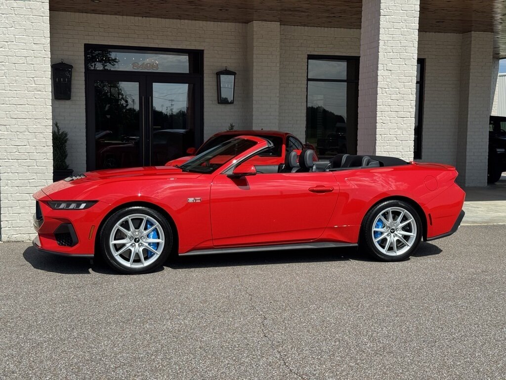 2024 Ford Mustang GT Premium - Photo 10 - Martin, TN 38237