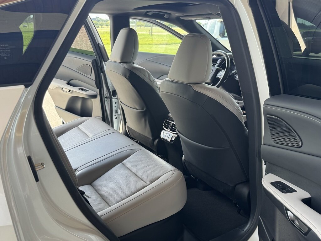 2023 Lexus RX 350 350 Premium Plus   - Photo 35 - Martin, TN 38237