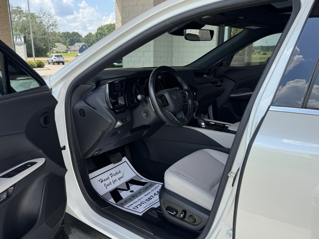 2023 Lexus RX 350 350 Premium Plus   - Photo 15 - Martin, TN 38237