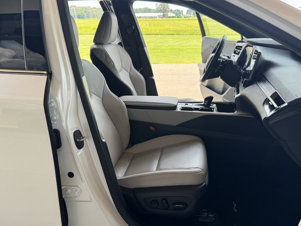 2023 Lexus RX 350 350 Premium Plus   - Photo 39 - Martin, TN 38237