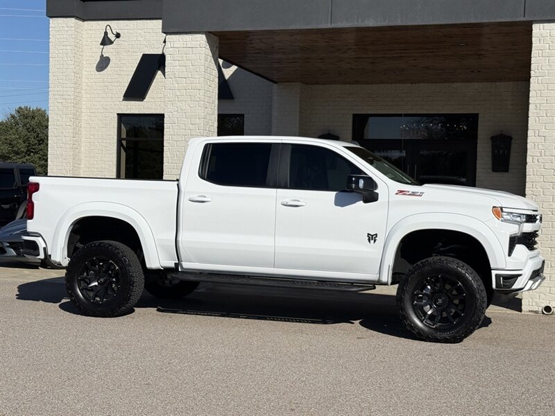 2023 Chevrolet Silverado 1500 RST ROCKY RIDGE - Photo 4 - Martin, TN 38237