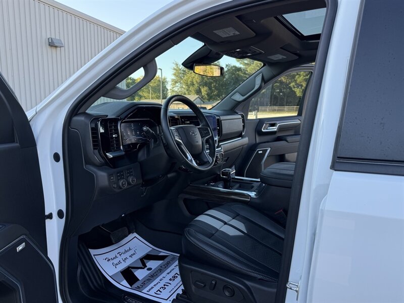 2023 Chevrolet Silverado 1500 RST  ROCKY RIDGE