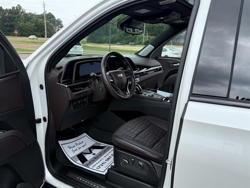 2024 Cadillac Escalade Sport Platinum  