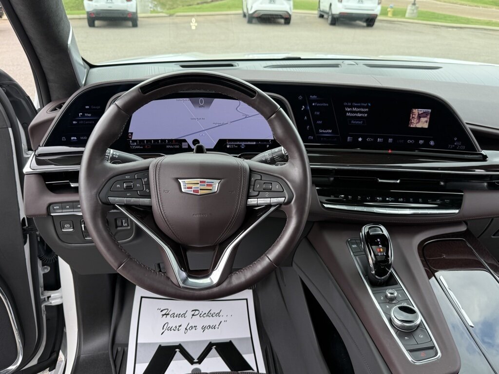 2024 Cadillac Escalade Sport Platinum   - Photo 20 - Martin, TN 38237